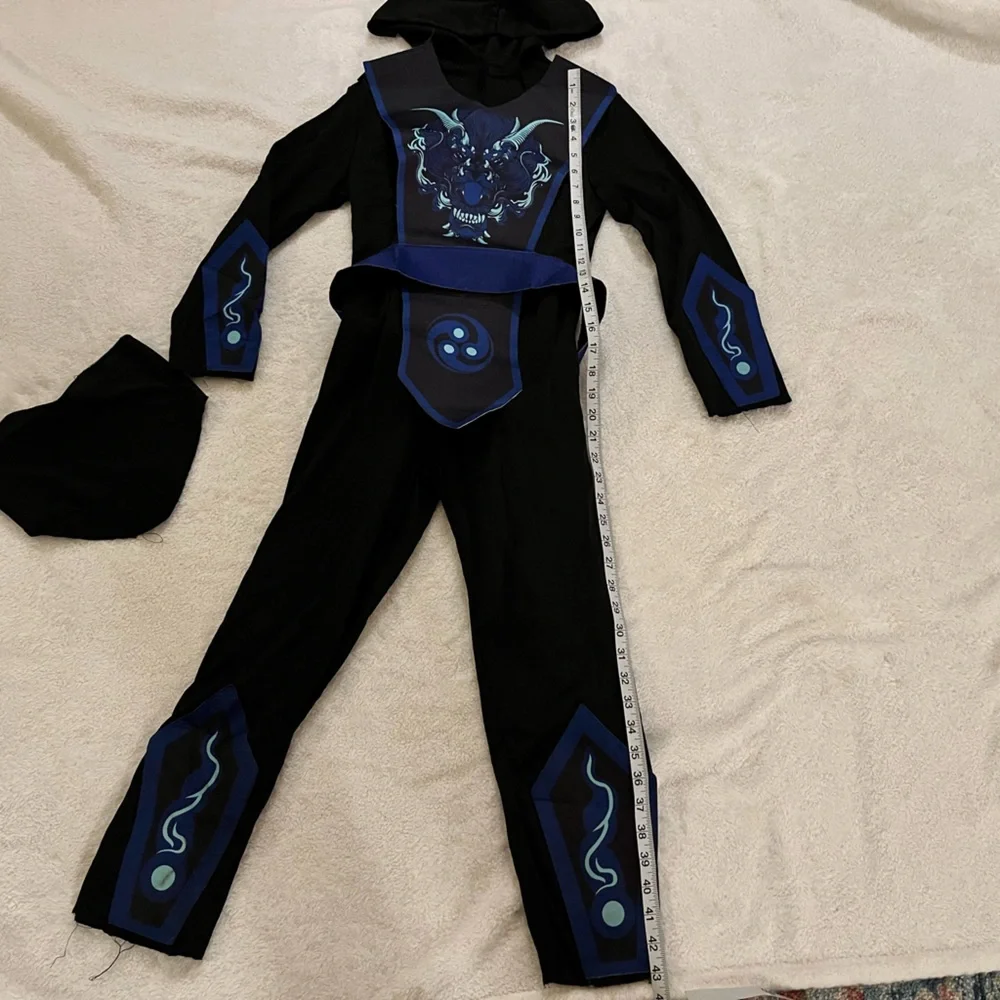 Kids ninja costume size medium